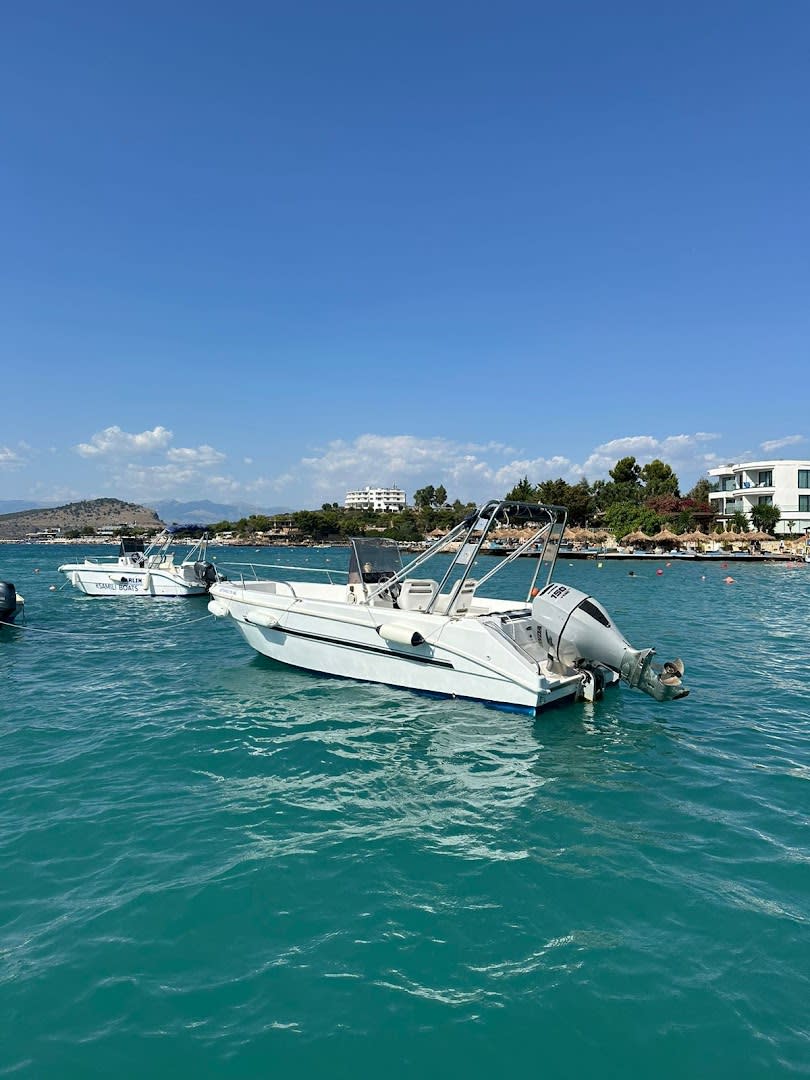 Book Ksamil photo 3