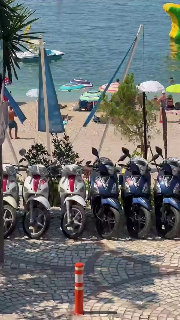 Moto Saranda photo 1