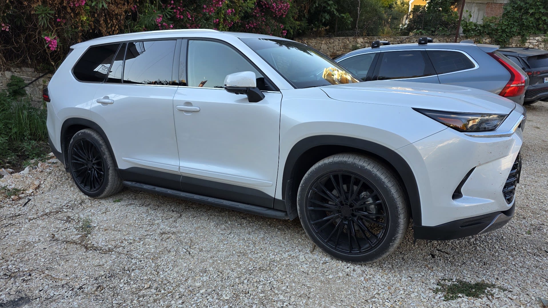 Rental Car Vip Ades photo 4