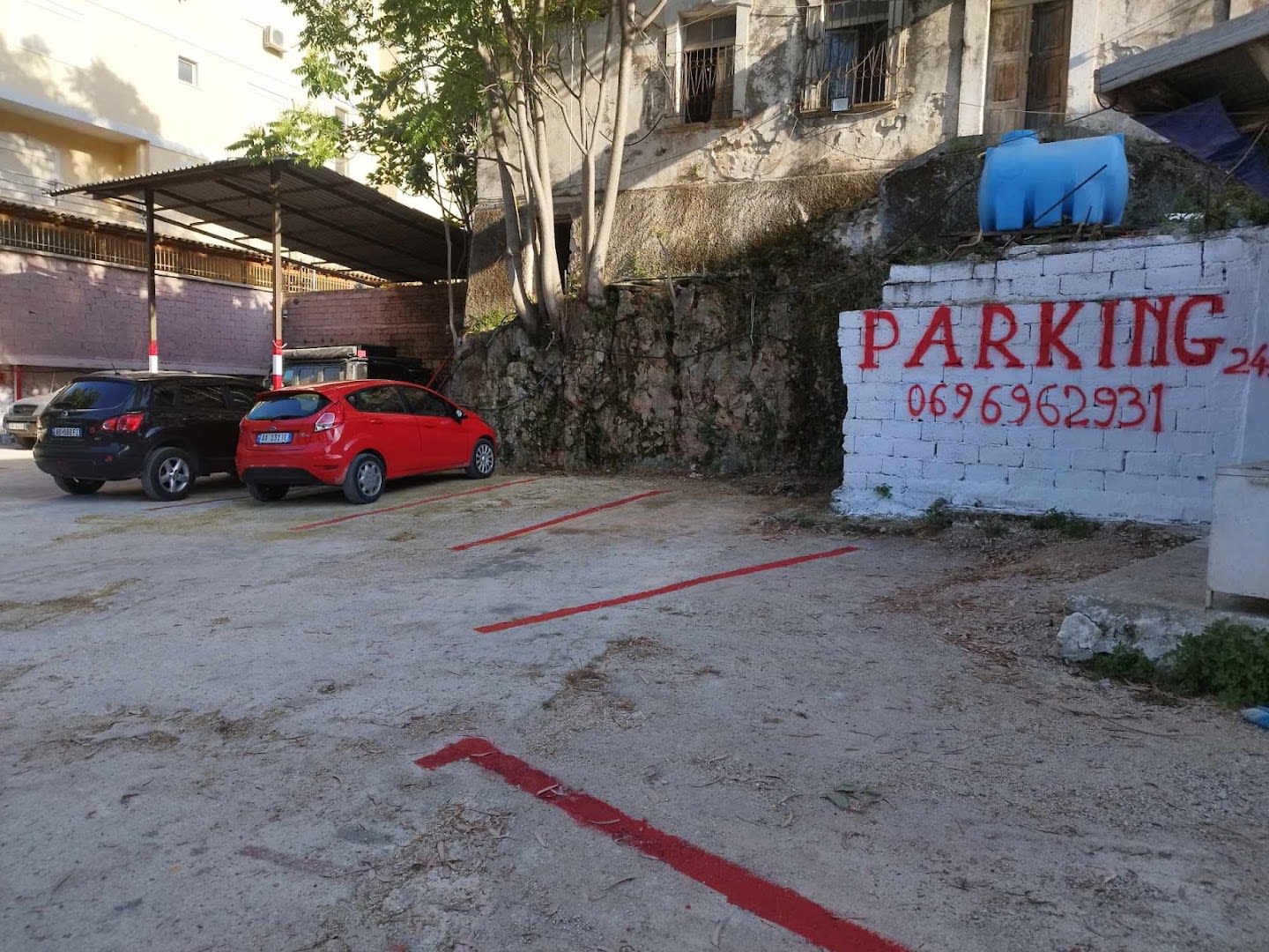 Parking Noni photo 1