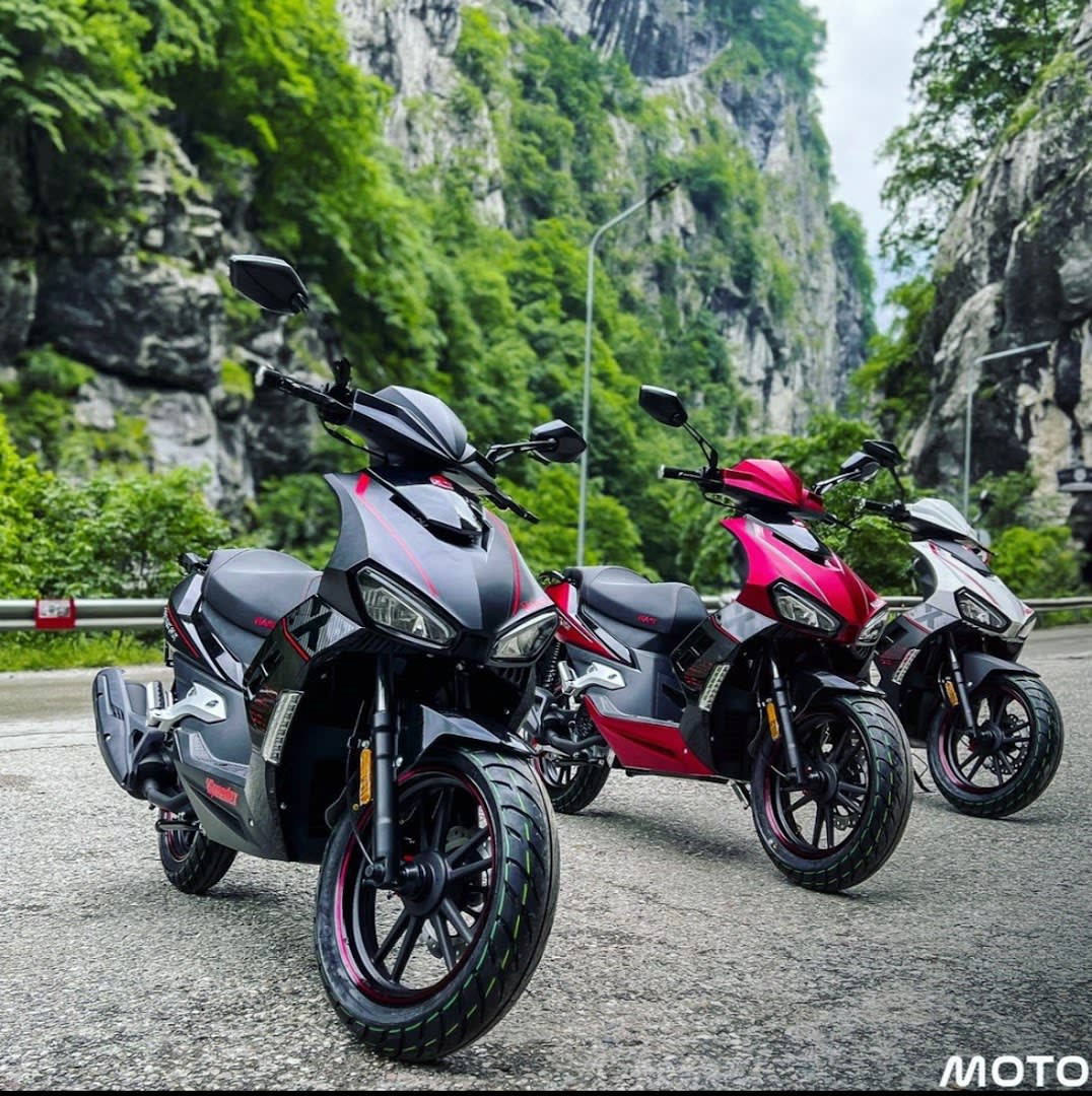 Super Mario's Moto & Car Rent photo 2