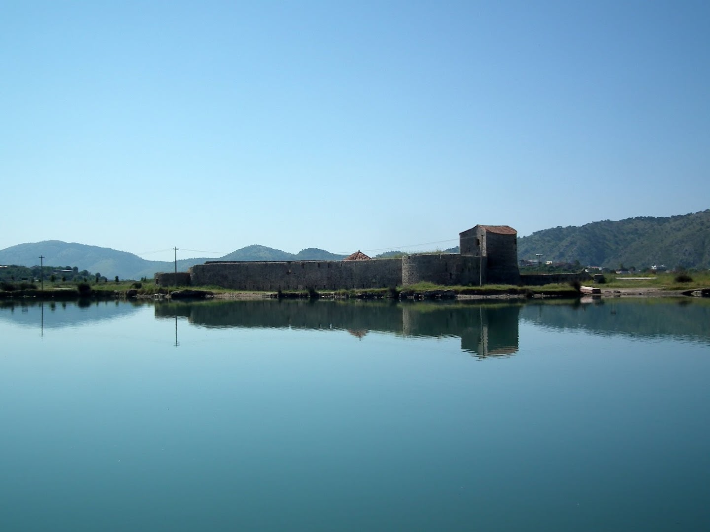 Venetian Triangular Castle photo 4