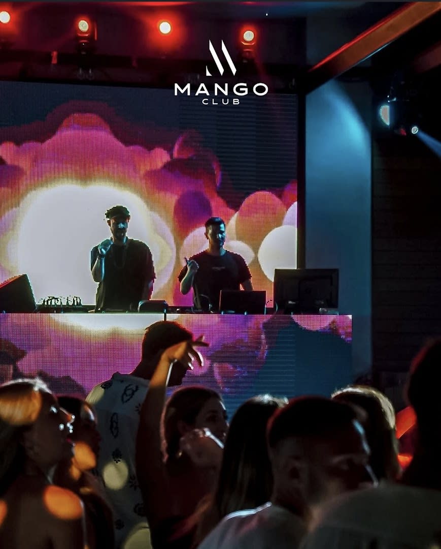 Mango Beach Club photo 2