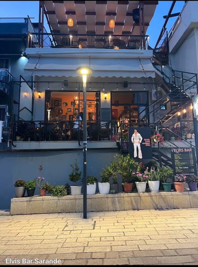 Elvis Bar Sarandë photo 4