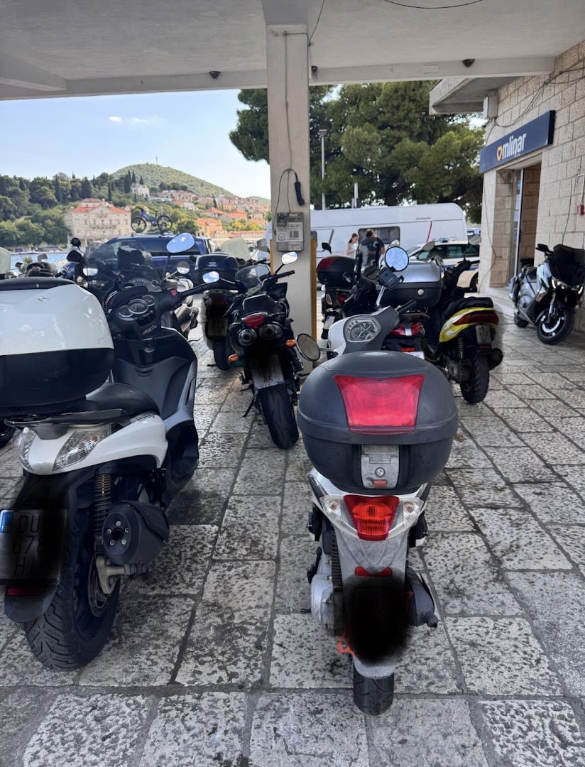Rent a Car & Scooter OK photo 3