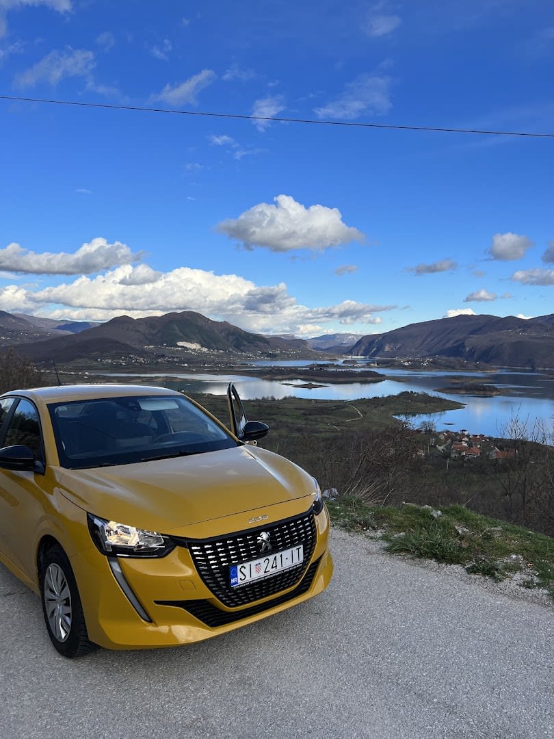 Lutar Car Rental photo 3