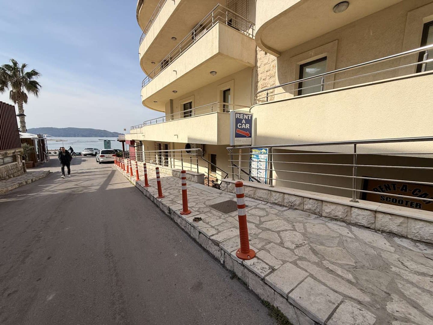 Fratelli Rent a Car photo 1