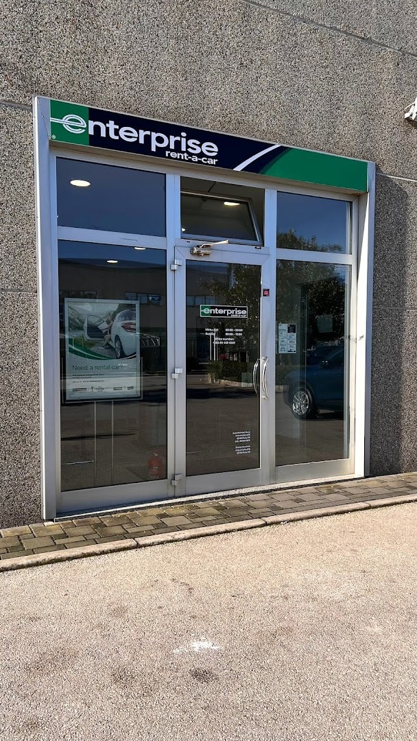 Enterprise Rent-A-Car - Pula photo 3