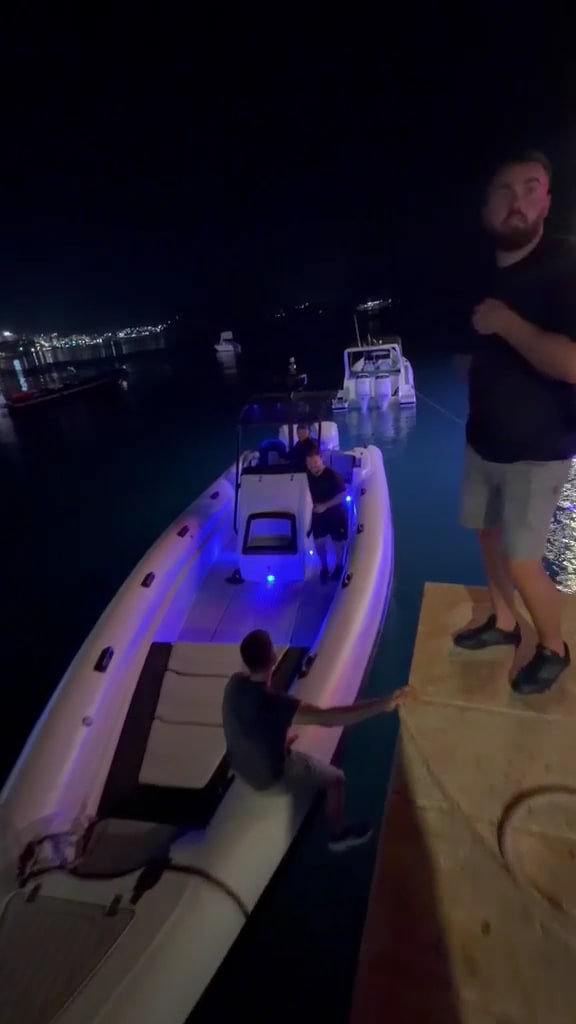 Beast Boat Tours photo 1