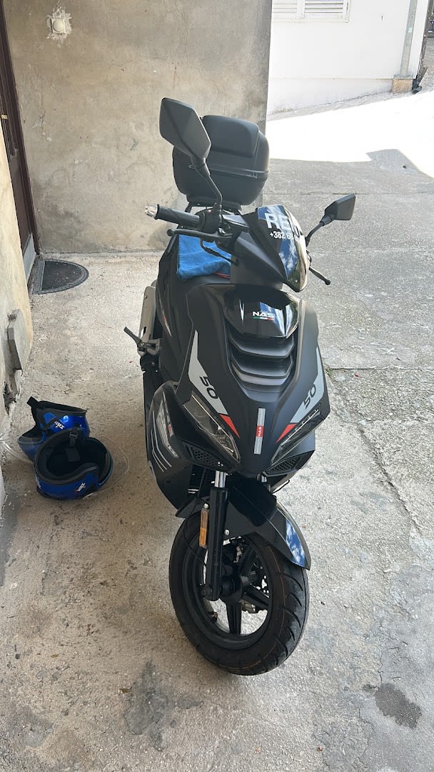 Del Rent a Scooter Herceg Novi photo 2