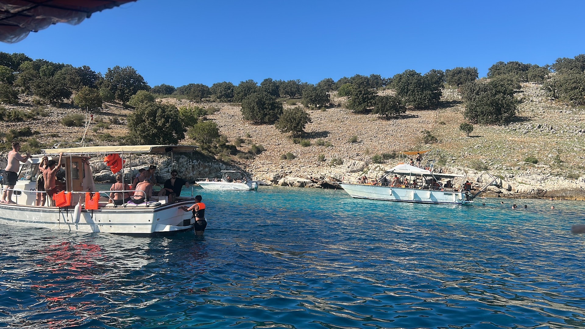 Ajla Boat photo 3