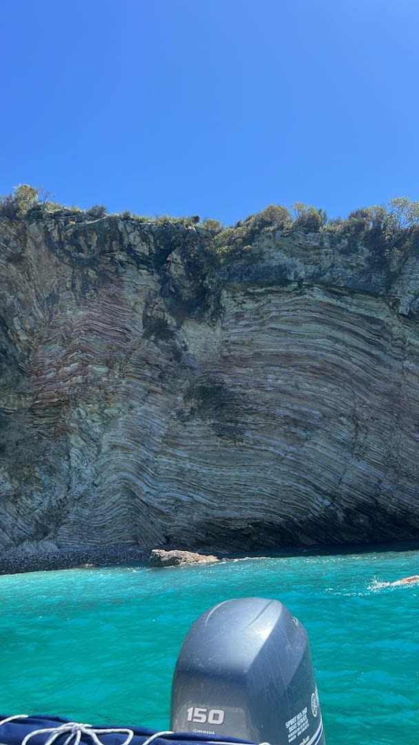 Hansi Boat Tours Saranda photo 3