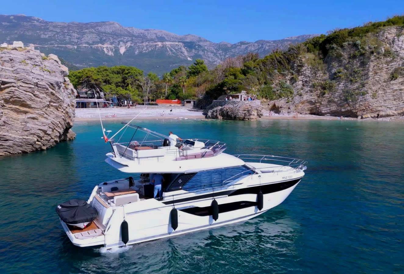 Budva Rent a Yacht & Boat photo 4