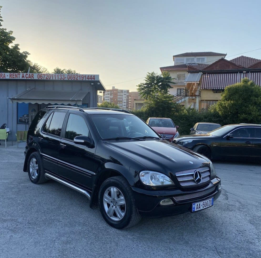 Auto B.Brahimi photo 2