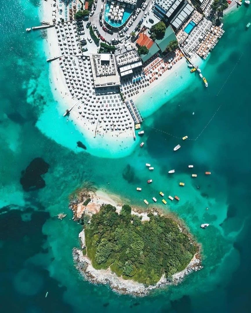 LIT Travel & Tours photo 4