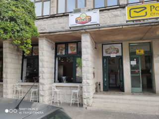 Bucko Halal Pizzeria & Grill