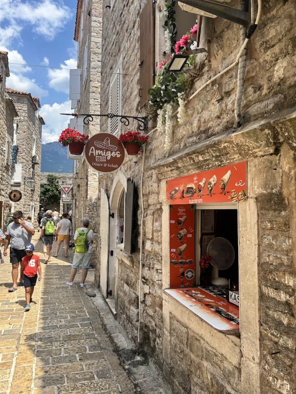 Amigos gyros photo 5