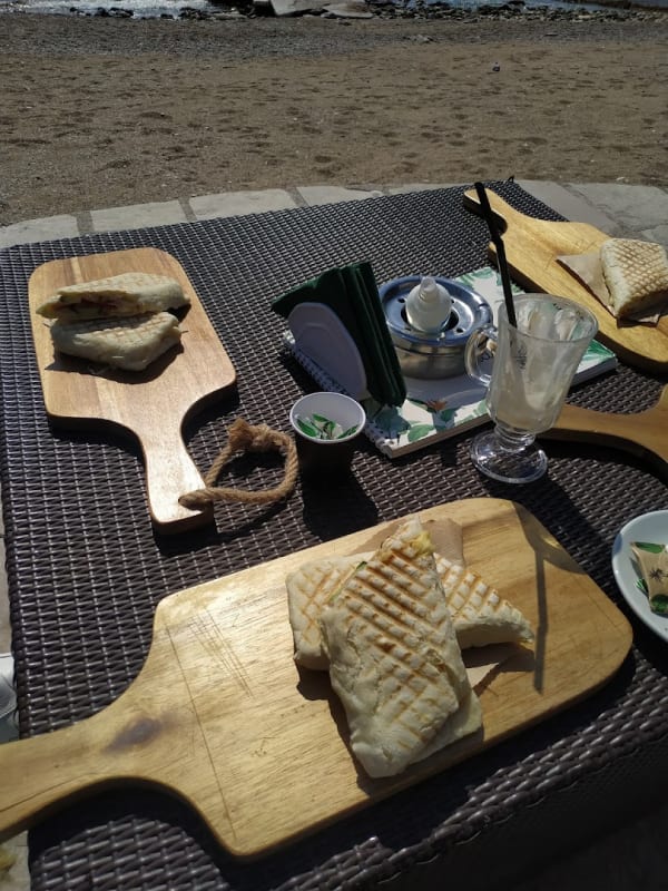 Bermuda Cafe photo 5