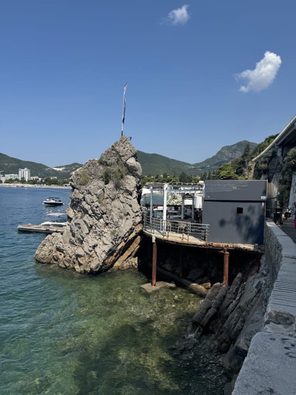 Blank Seaside photo 5