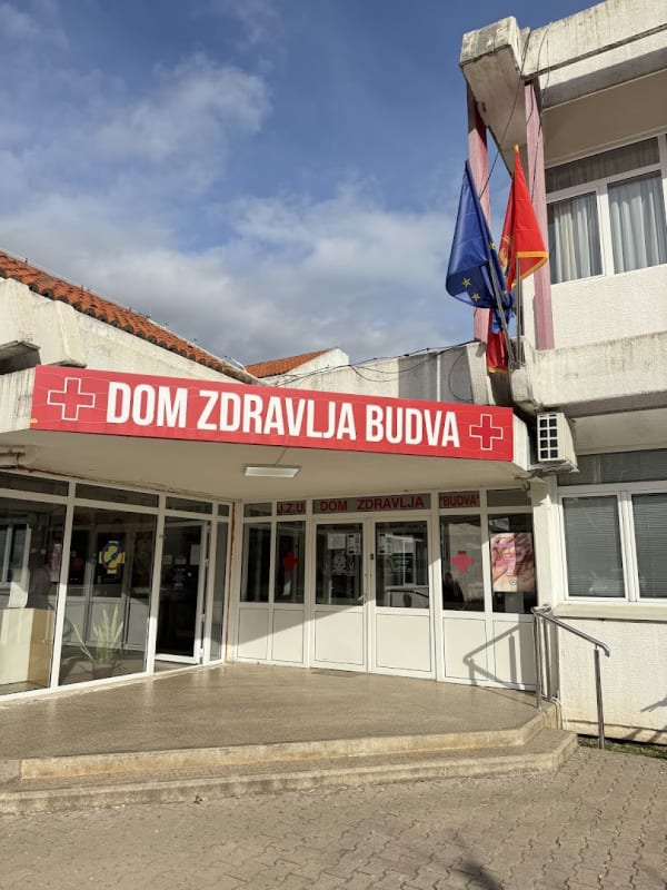 Dom Zdravlja Budva photo 2