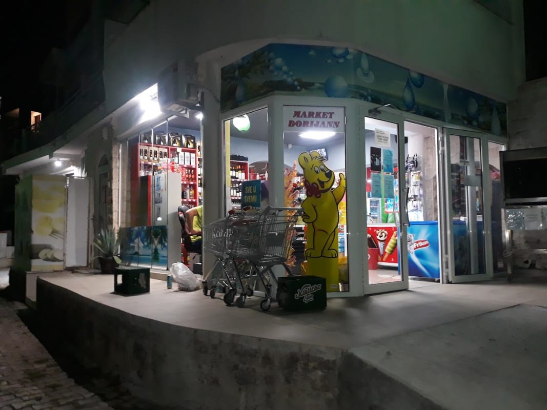 Market Dorijann & Fast Food Obelix photo 5