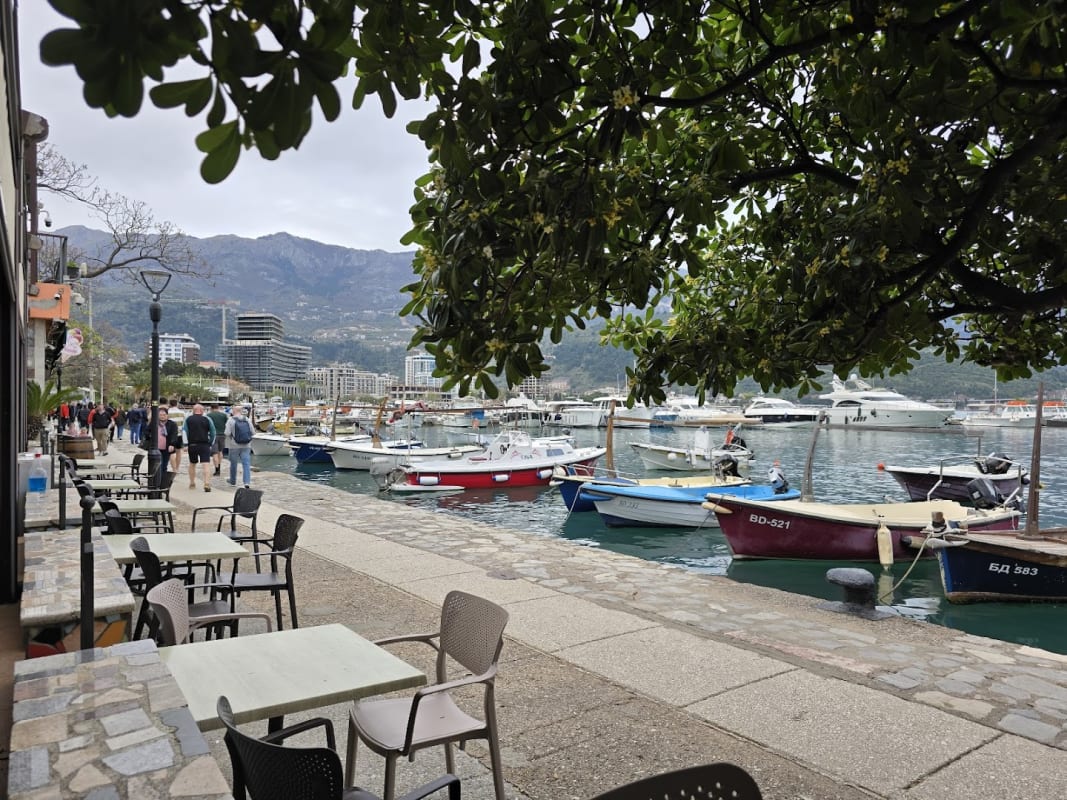 Old Fisherman's Pub photo 4