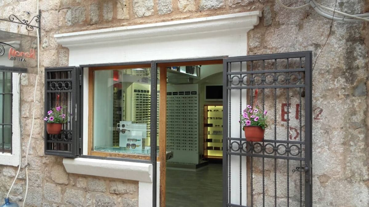 Optika Monokl photo 2