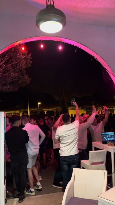 P - "lažni bar" photo 2