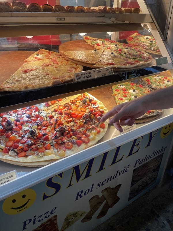 Pizzeria Luka's photo 5