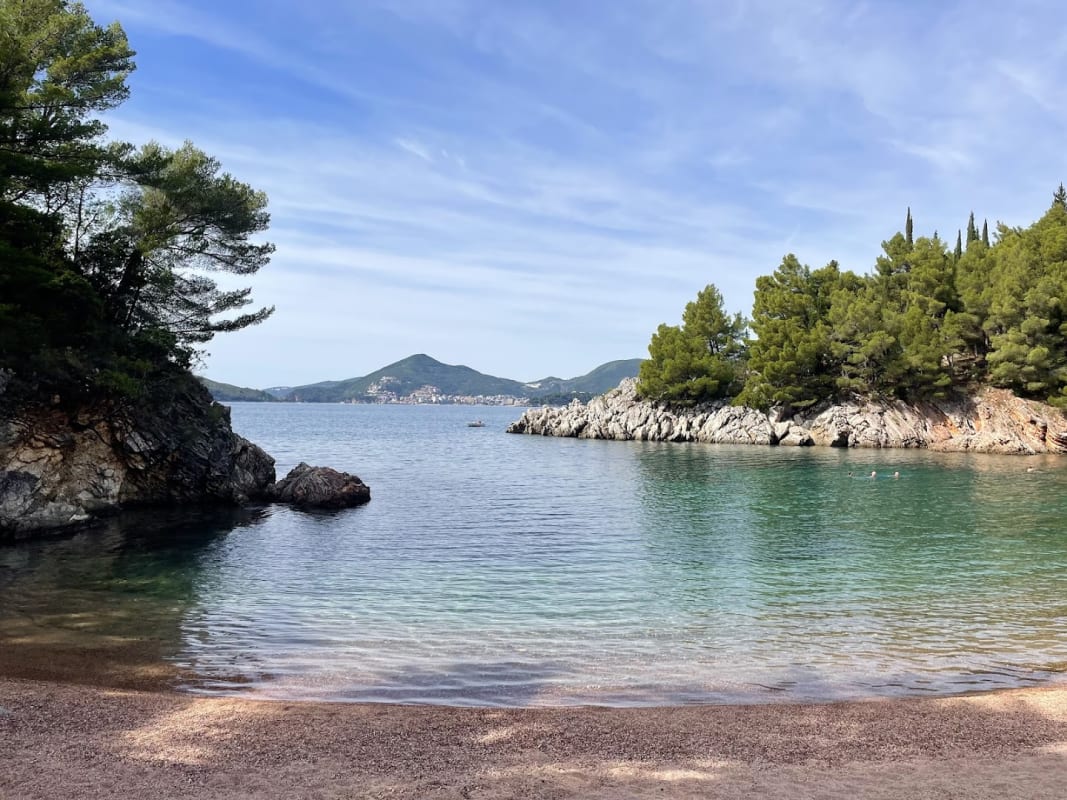 Queen's Beach photo 4