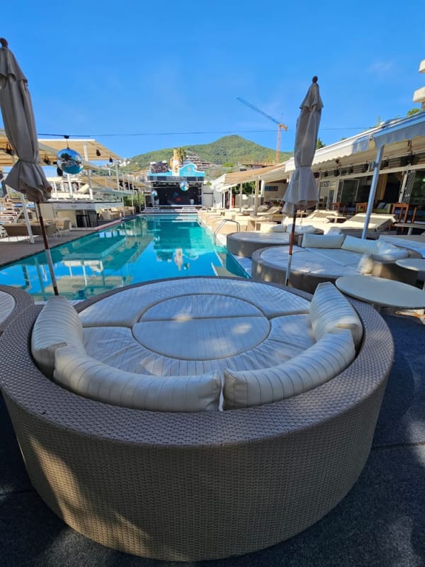 Torch Beach Club photo 4