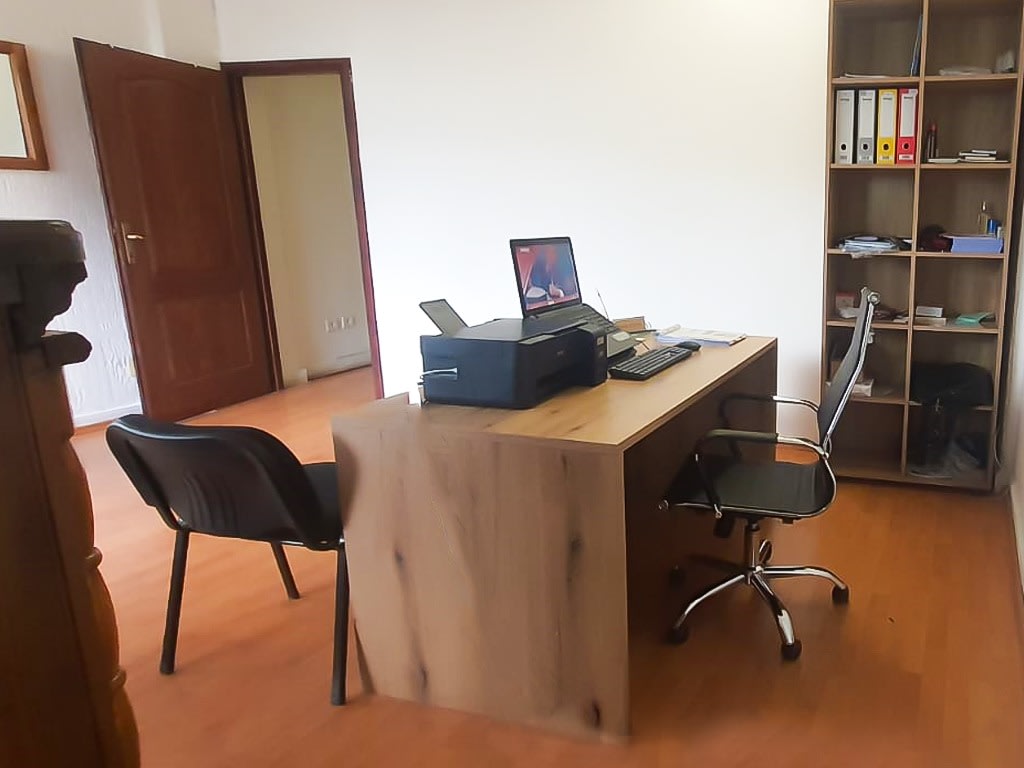 UNİQUE.MNE.Rent a Car photo 2