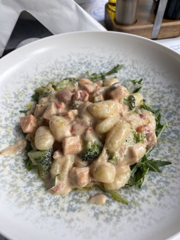 WoW Wine Bar Budva photo 5