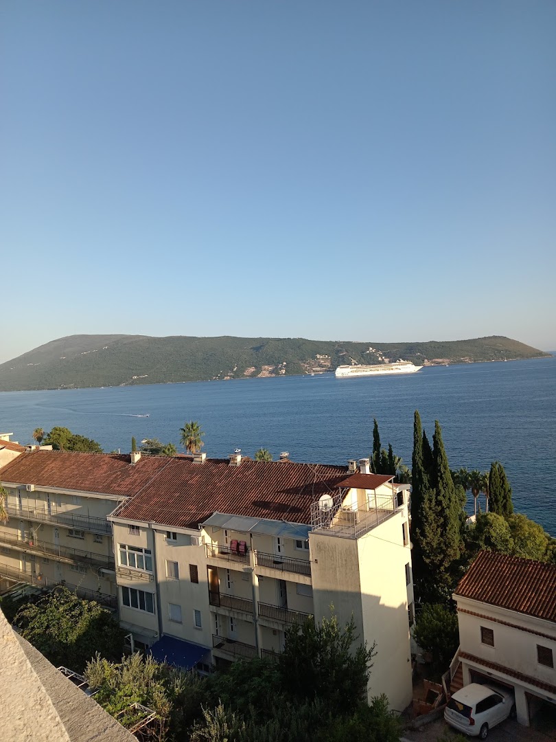 Apartments Milano photo 2