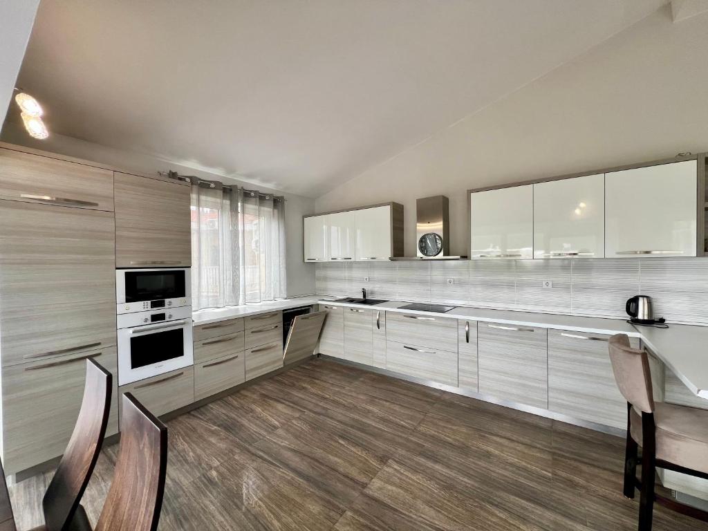 Kumbor Summer Holiday photo 7