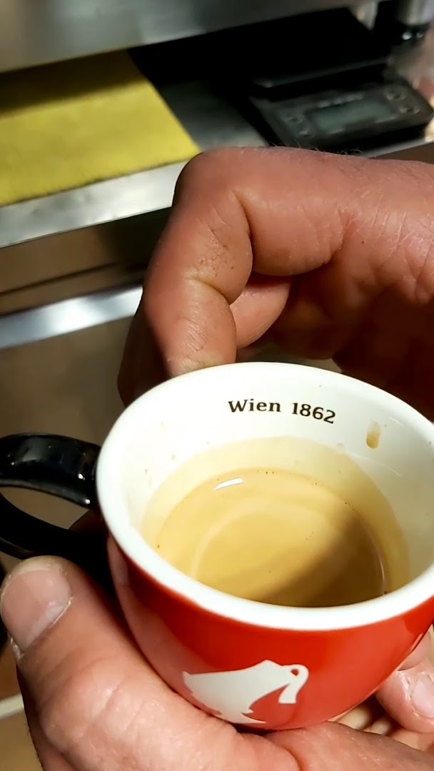 Peters Pie & Coffee photo 2