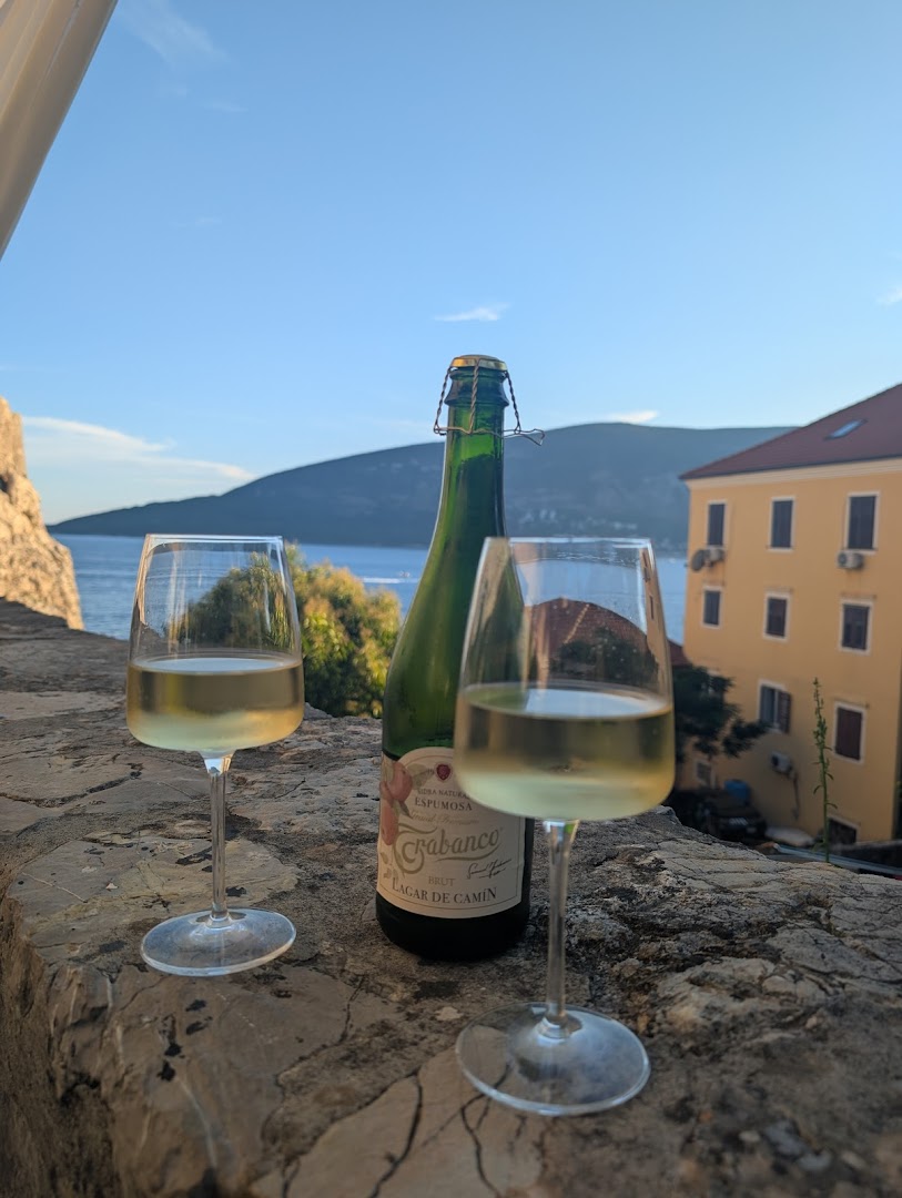 Drunk Octopus Bar photo 4