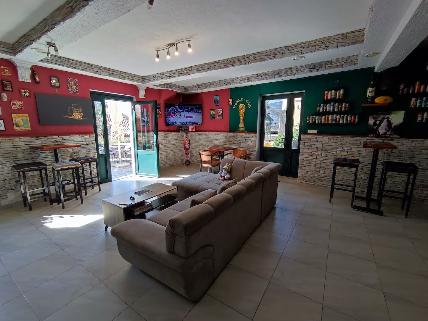 Kontra Caffe Bar photo 5