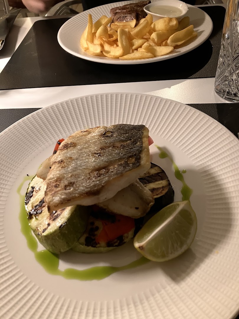 Wine O'clock photo 3