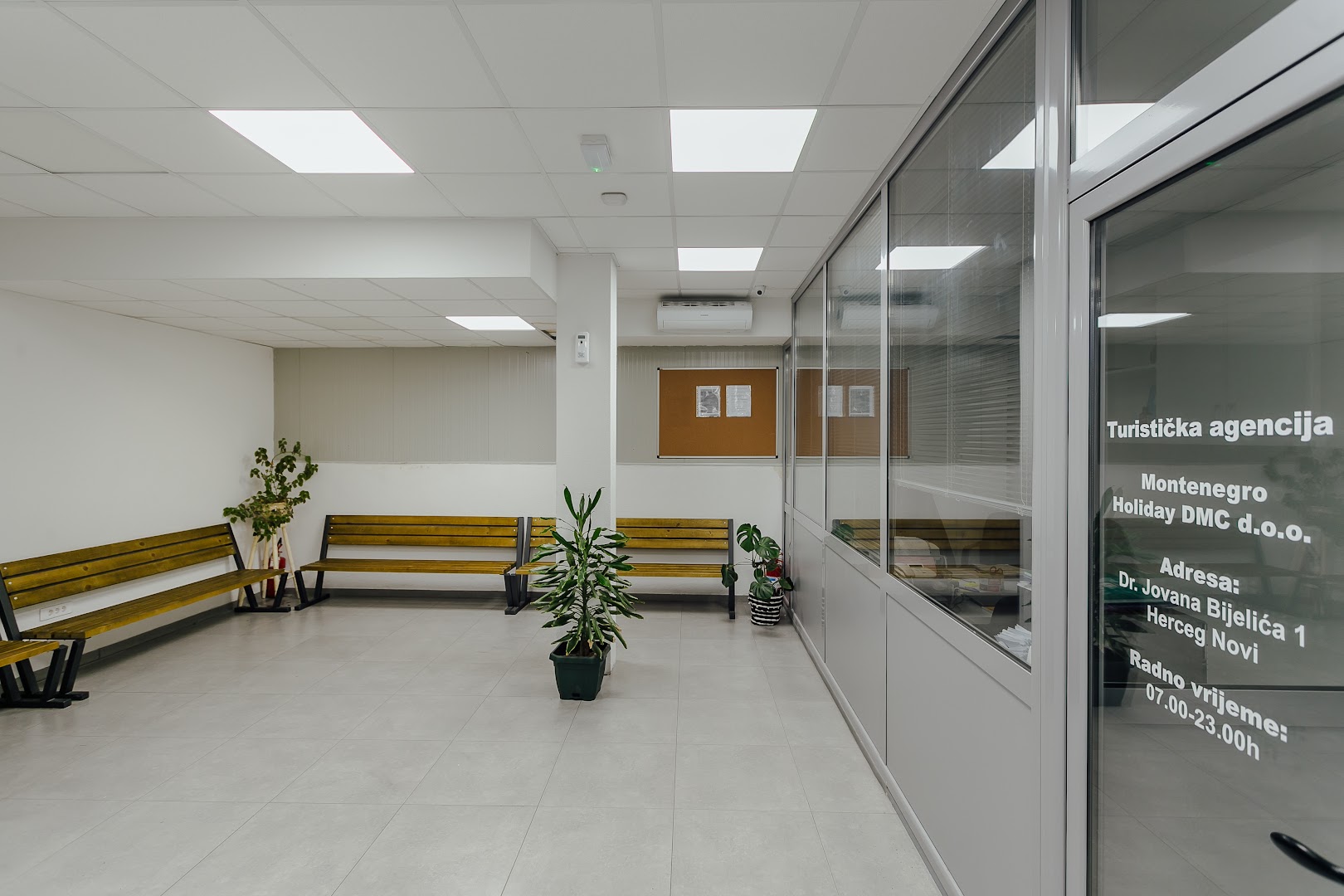 Montenegro Holiday DMC photo 1