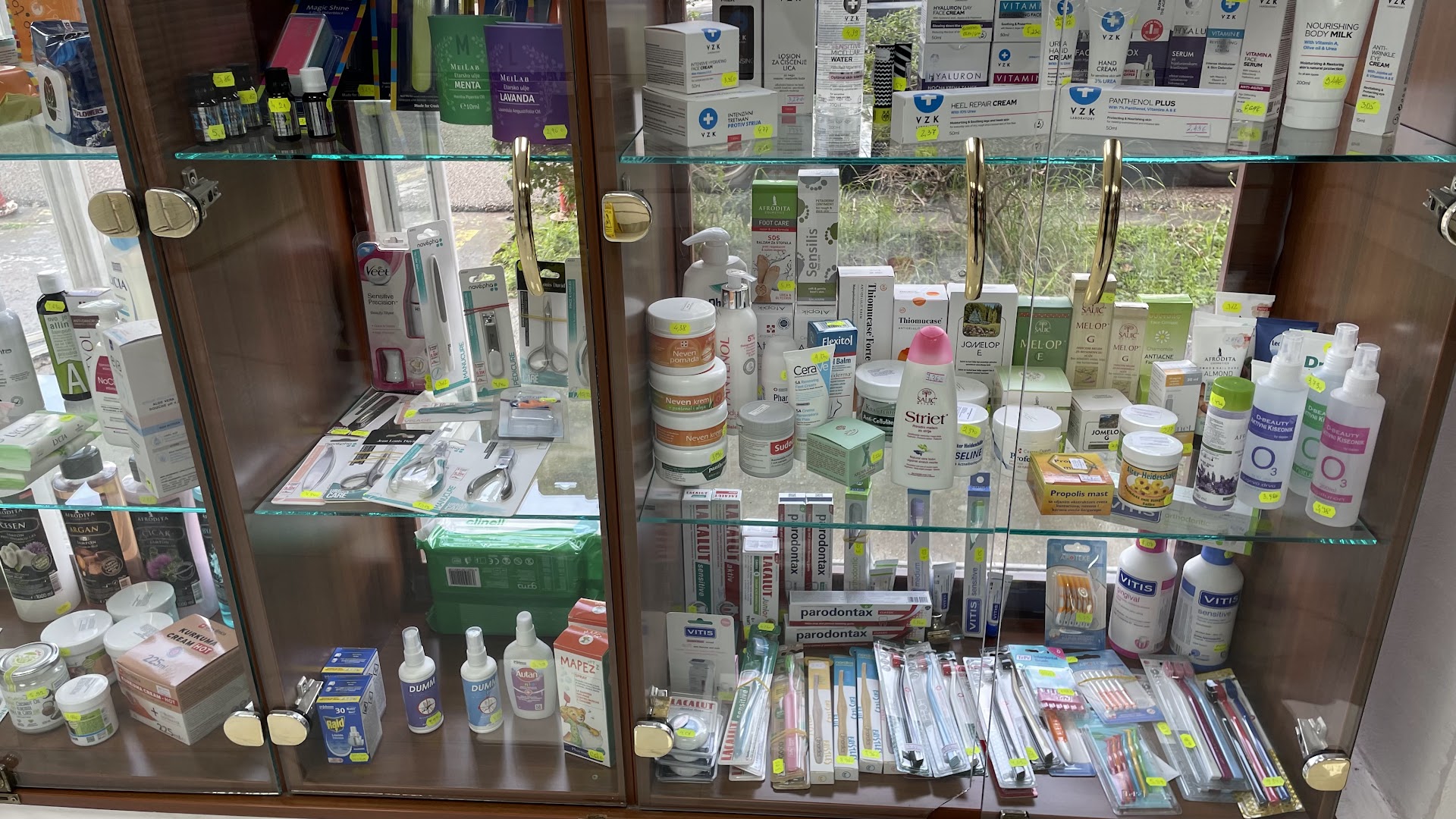 Apoteka Montefarm Topla photo 2