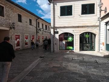 Dama Drogerija 2 photo 2