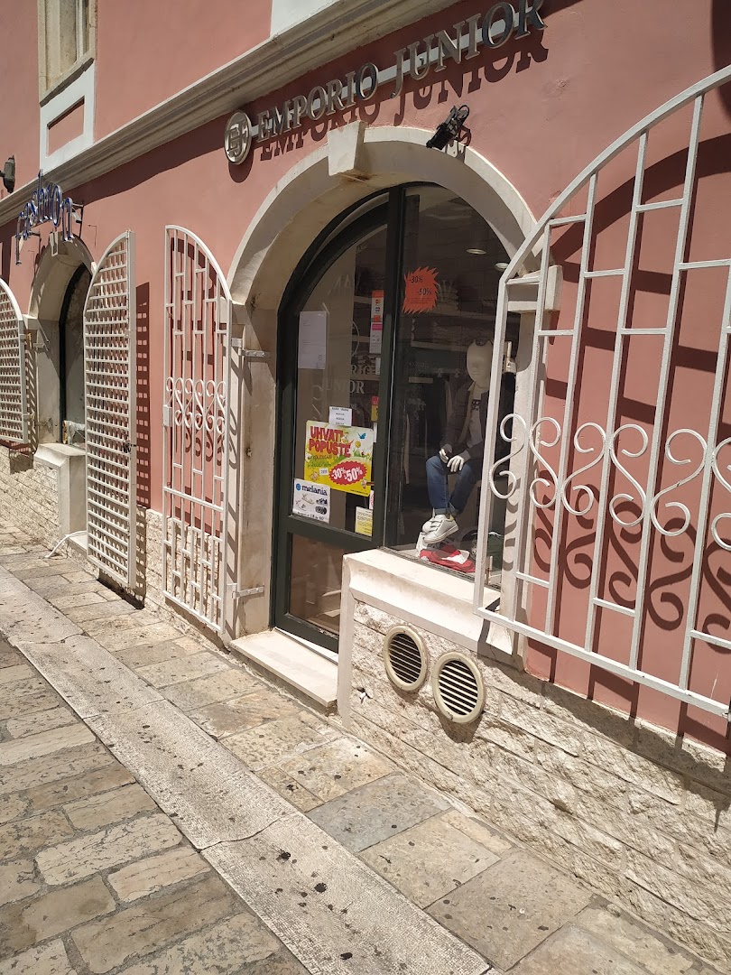 Emporio Junior photo 1