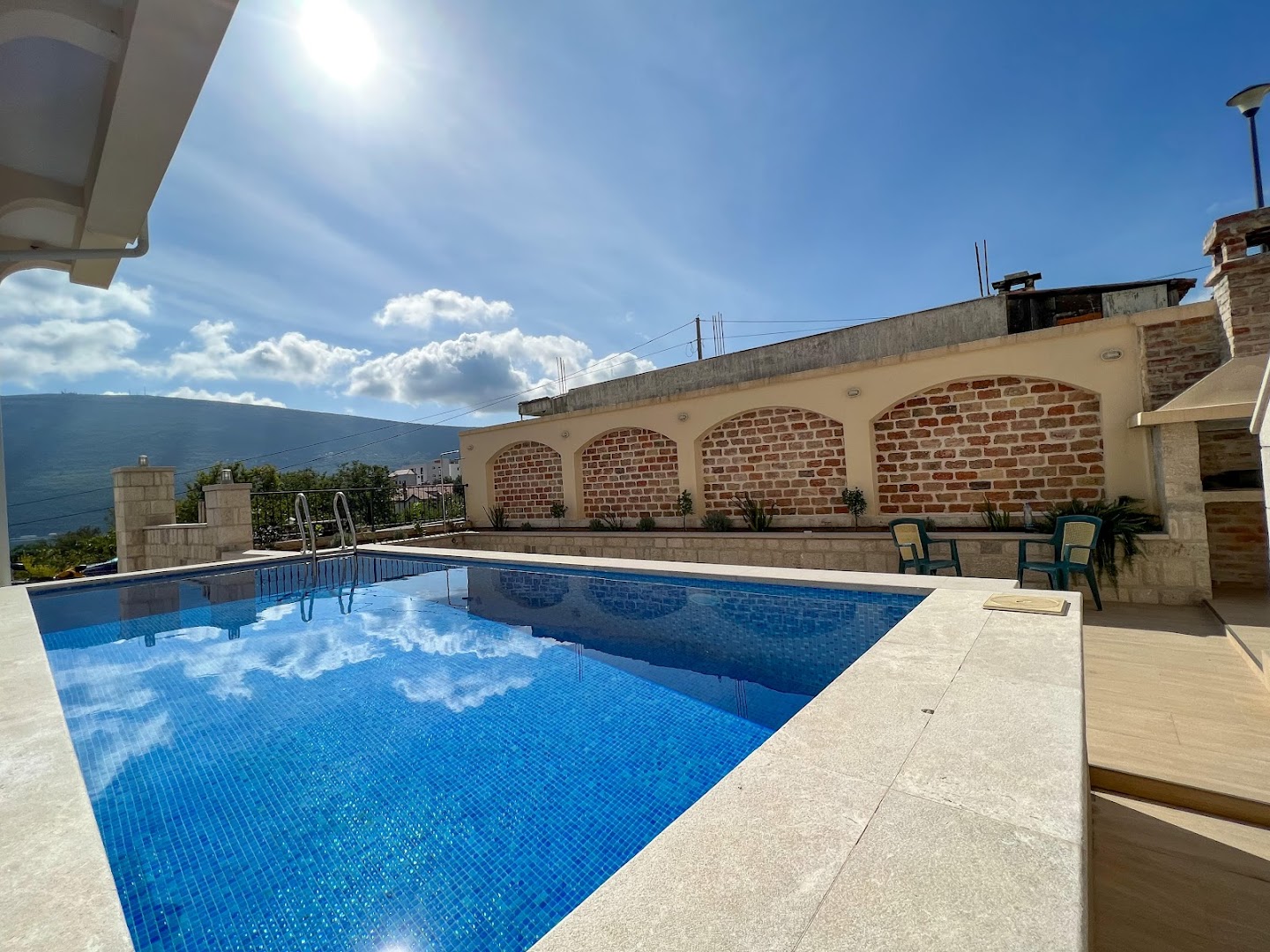 Intermedio Nekretnine photo 1