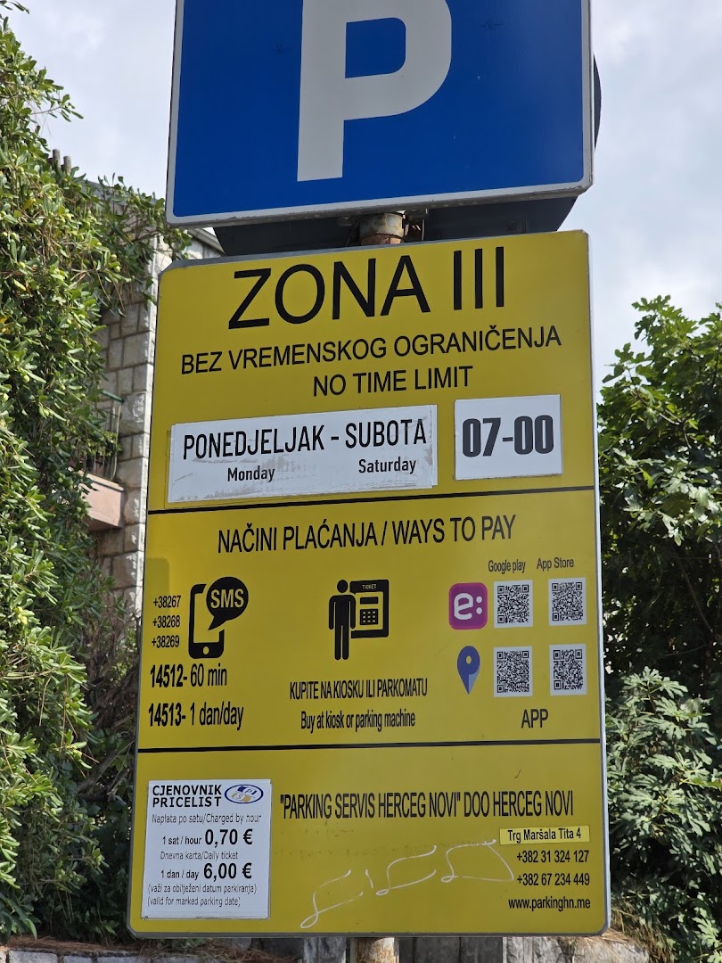 Parking Šolova photo 3