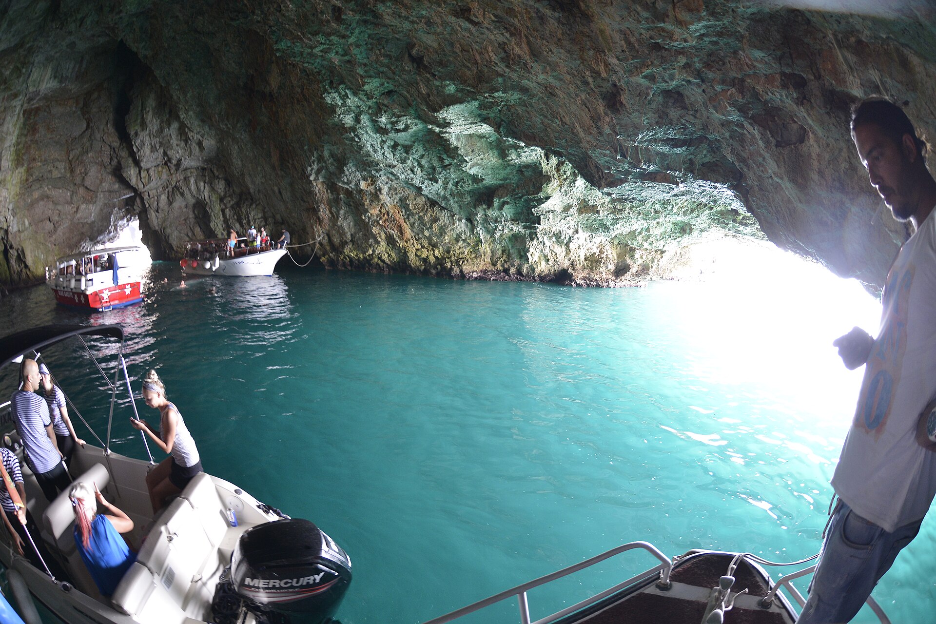 Blue Grotto (Plava Špilja) photo 4