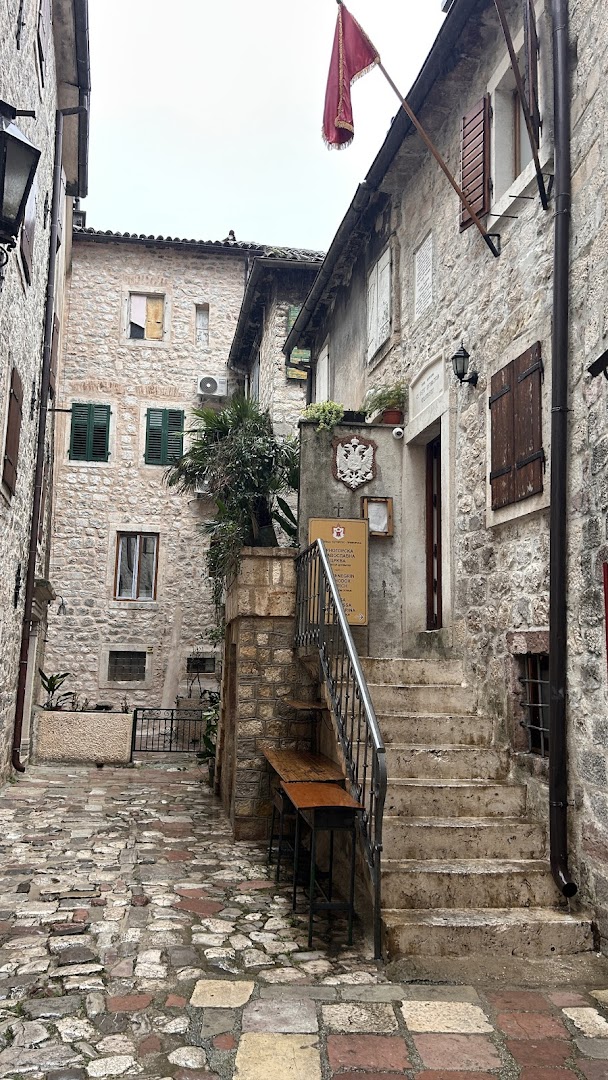 D & Sons Apartments photo 5