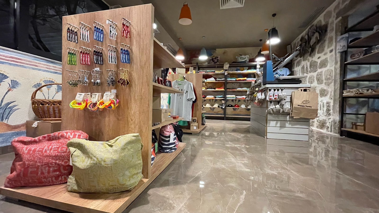 Happy Turtle Souvenir Shop photo 9