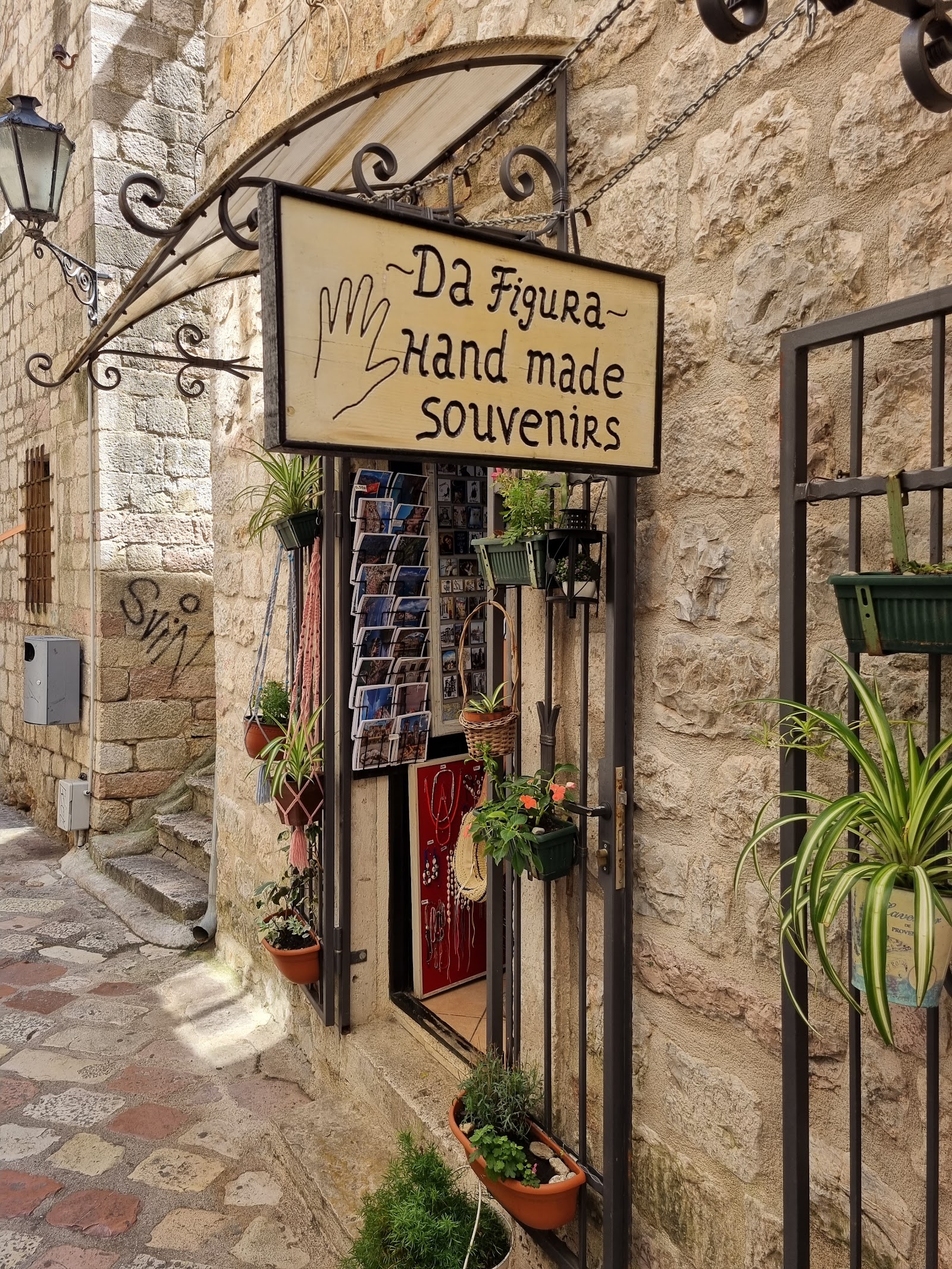 Da figura- Hand made souvenirs photo 8