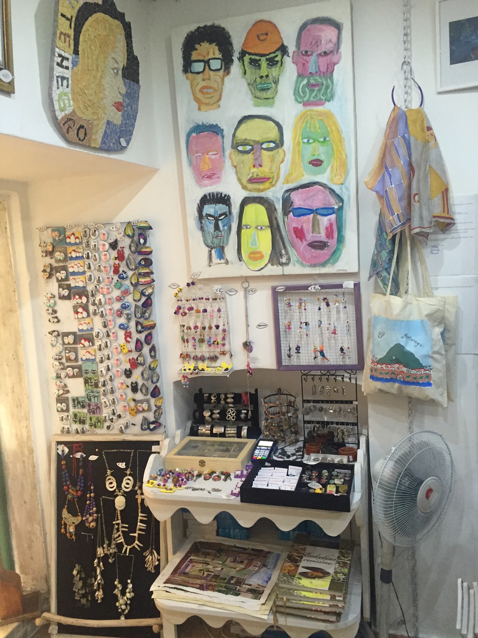 Bay Art & Souvenirs photo 8